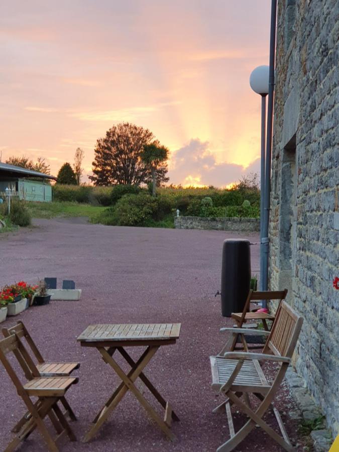 Gites De Line Marvie Surtainville Eksteriør billede